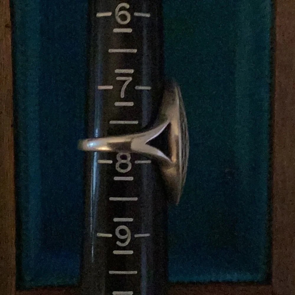 Eclectic Silver Tone Ring - Picture 4 of 4